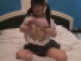 制服女子が可愛い顔して初体験から1年で3本のチンポ咥えこんだ炉マンコを弄る