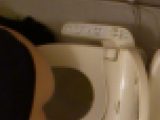 【トイレ】　お姉さん尻＆放尿　vol.1