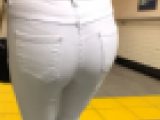 《White Skinny Denim》 No.1655【お尻のぷるんと感で勝負】