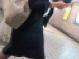 おかず160（超爆尻美人OL様のタイスカスーツがはちきれる！）