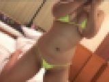 【個撮】素人さゆりちゃんのマイクロビキニno2