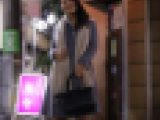 【巨乳×中出し】場末のスナック…チーママとアフターセックスを楽しむ男
