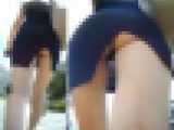 【フルHD】激深スリットのミニスカ！丸見えです