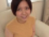 若女将をしている32歳人妻が欲求不満の体を他人棒で突かれEカップの巨乳を揺らして乱れる