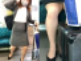 荷物でガードしているつもりになって油断している無防備OL（後編）