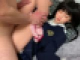 美少女に巨チンを挿入！