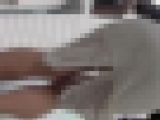 前屈みOL・階段で尻突き出し(再)