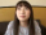 大人しい雰囲気の22歳古着屋店員が話してるだけでパンツに染みを作り挿入後は喘ぎまくり