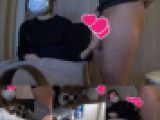 飲み屋のお姉さんが不機嫌モード全開で手コキ×家賃滞納中～金髪の素人美女21歳の手コキ!