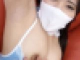 脇見せしながら乳首いじられ💕(動画:2分59秒)