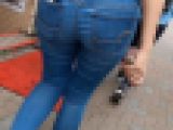 肉付き良好サーフガール