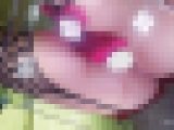 透明椅子ローアングル4