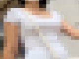 【プレミアムクラス】美巨乳を揺らせ歩く着衣お姉さま、お尻も大きい！
