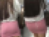 ミニスカお尻がエロすぎるお姉さんにぶっかけ悪戯