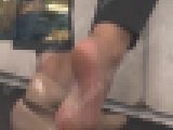 【フルHD動画】ショップ店員のパンプス脱ぎと足の裏５