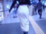 ルックススタイル共に抜群の超スーパーハイスペック美女がウエストクビレ絶景からの美巨尻ふって歩いてるよ