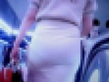 エレガント清楚系美女がタイトスカート履いてめっちゃ大きなお尻突き出して歩いてるよ