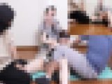 ヨガマットの上でヨガの達人のようにカラダをあらぬ方向にうねらせ暴れまくる発狂お姉さんｗｗ（完全オリジナル）