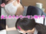 【ホテルウーマン】着こなしている筈の制服から乳首がモロ見え。配線に夢中で大胆なM字開脚！