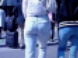 清楚系の激カワ美女がデニム履いて美巨尻モッコリさせて歩いてるよ