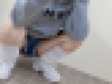 お出掛けして１日中履いて蒸れてくっさーいルーズソックスの写真集＾＾