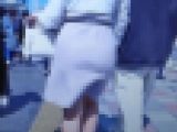 ドエロ美巨尻の激カワ美女がタイトスカートモッコリ膨らませて歩く姿がイヤらしい