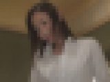 スレンダー美乳の27歳外国人が日本人の硬い肉棒を存分に味わい悶絶