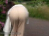 薄い服は下着が透けて見えてパンツラインが撮影されてしまうf822
