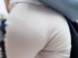 歩行記録0097「むにゅっとした美尻OLのパンティーラインを記録」