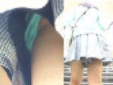 [★新作]パンチラ盗撮 女子大生 水色パンツがキュロットの隙間に炸裂
