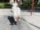 【完全裸足】第33弾！裸足で猛暑日の公園を歩く女性 part2