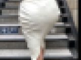 【OLシリーズ】スレンダー対決出来るマダムOLとセレブ系熟女のお尻【36】