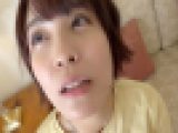 母乳が吹き出す美人人妻と中出しプレイ
