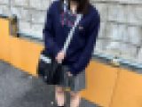【個人撮影】おっとり系天然女子とパパ活_中出しされても無頓着な美小女とのハメ撮り流出