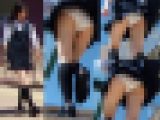 【顔有】突風でめくれて白パンツお尻がモロ出しになる制服美●女パンチラ盗撮