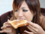 ◆素人投稿動画 エロい黒ギャルを露出させて乱交して精子を飲ませて生ハメしちゃいました 【Part.03：食パンに精子をかけてあげ