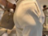 《黄金の横尻！履き心地が良さそうなストレッチパンツ》
