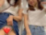 JD盗撮日記21 あの超仲良し二人組が私服で登場！ペアルックミニスカデニムJDを電車内とトイレ内で盗撮【※完全主観27分超撮影】