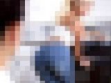 デカ尻金髪黒ギャル妻との2人きりシチュに我慢できず…真っ黒に焼けた褐色尻を揉みしだきチ●ポ突き上げエロ尻にぶっかけ