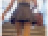 《このミニスカで大サービス！！！インナーショーツ丸見えな清楚系美女》