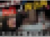 [窃触/ギャル]ウルトラTバック即窃挿。勃起陰核同時責め満員電車サンドイッチFack