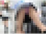 女学生の柔らかお尻突き出し大開脚パンチラ