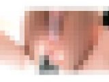 見上げて見る「女の子の日」のムチムチ股間お姉さんの生着替え