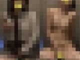 デパートのトイレでこっそりオナニーしちゃう女の子194