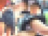 女子達で入り乱れる店内無防備で丸見えPチラ