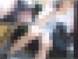 電車内対面P盗り 私服娘丸見えパンツをじっくりパンチラ動画